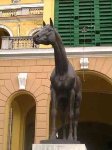 Kincsem Statue Budapest